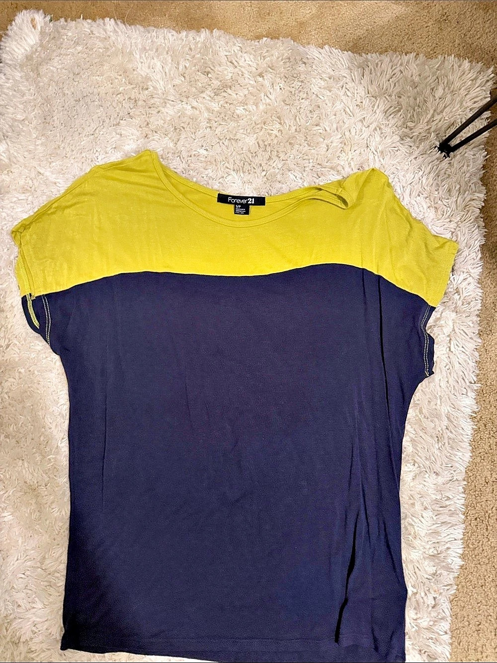 Forever 21 Color Block Short Sleeve Tee in Yellow & Blue Size Small Like New